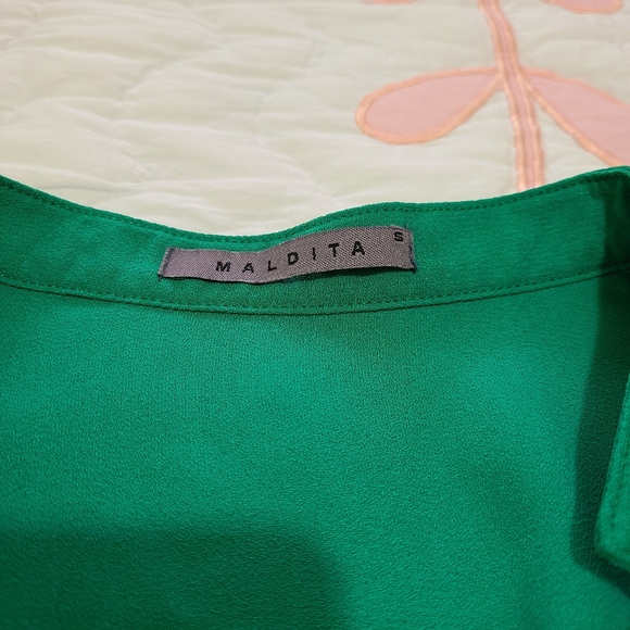 Emerald Green V neck Dress - Picture 4 of 6